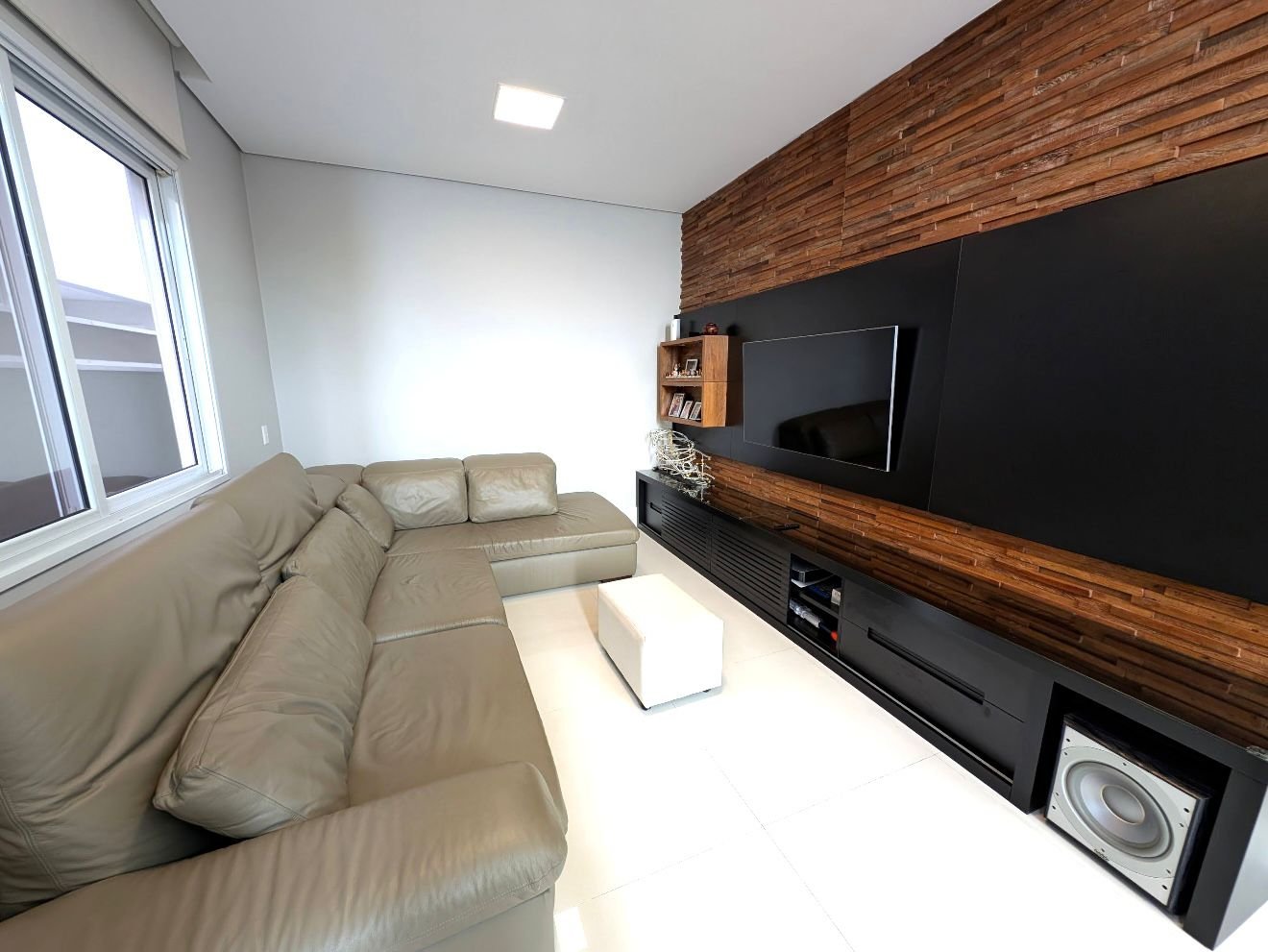 WhatsApp Image 2025-11-14 at 12.31.33 (2)