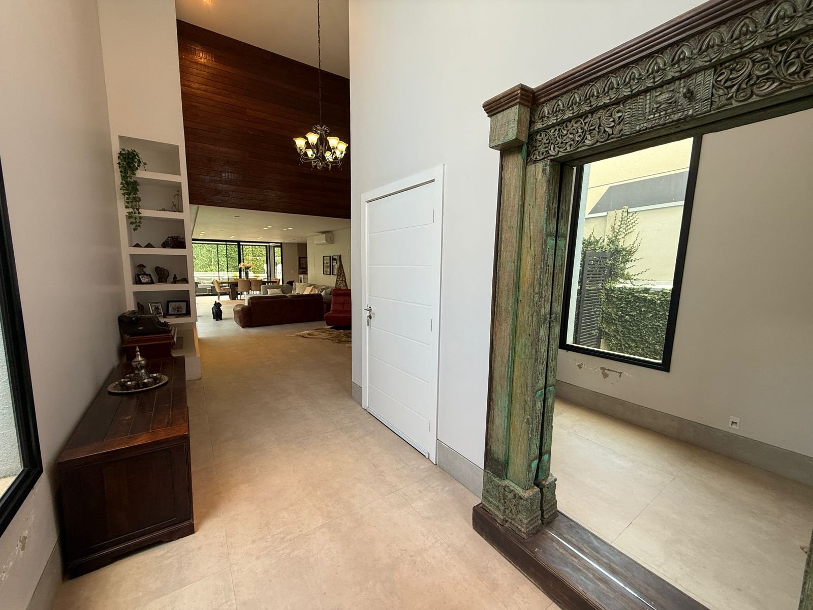 WhatsApp Image 2025-12-05 at 18.35.03