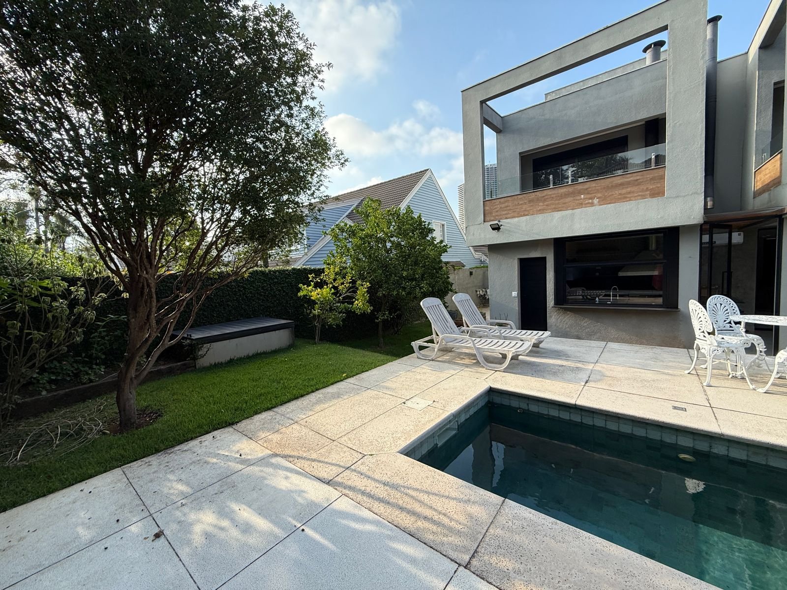 WhatsApp Image 2025-12-05 at 18.35.08 (4)