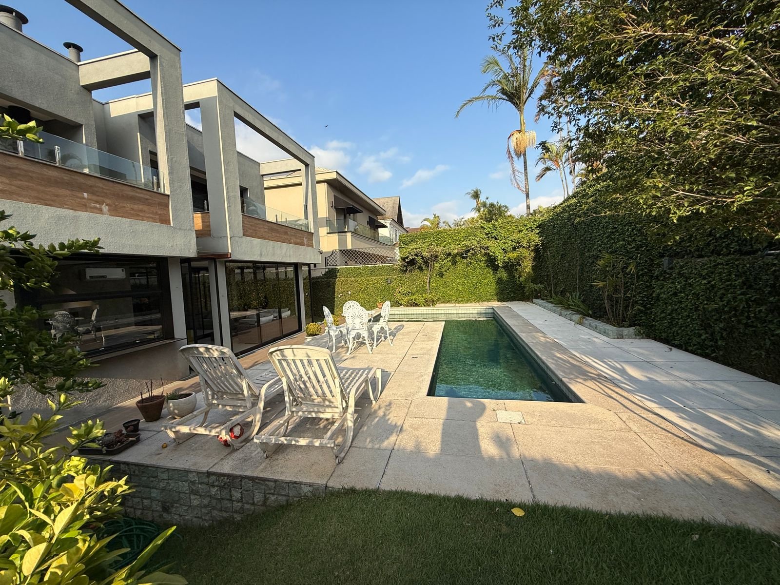 WhatsApp Image 2025-12-05 at 18.35.14 (4)