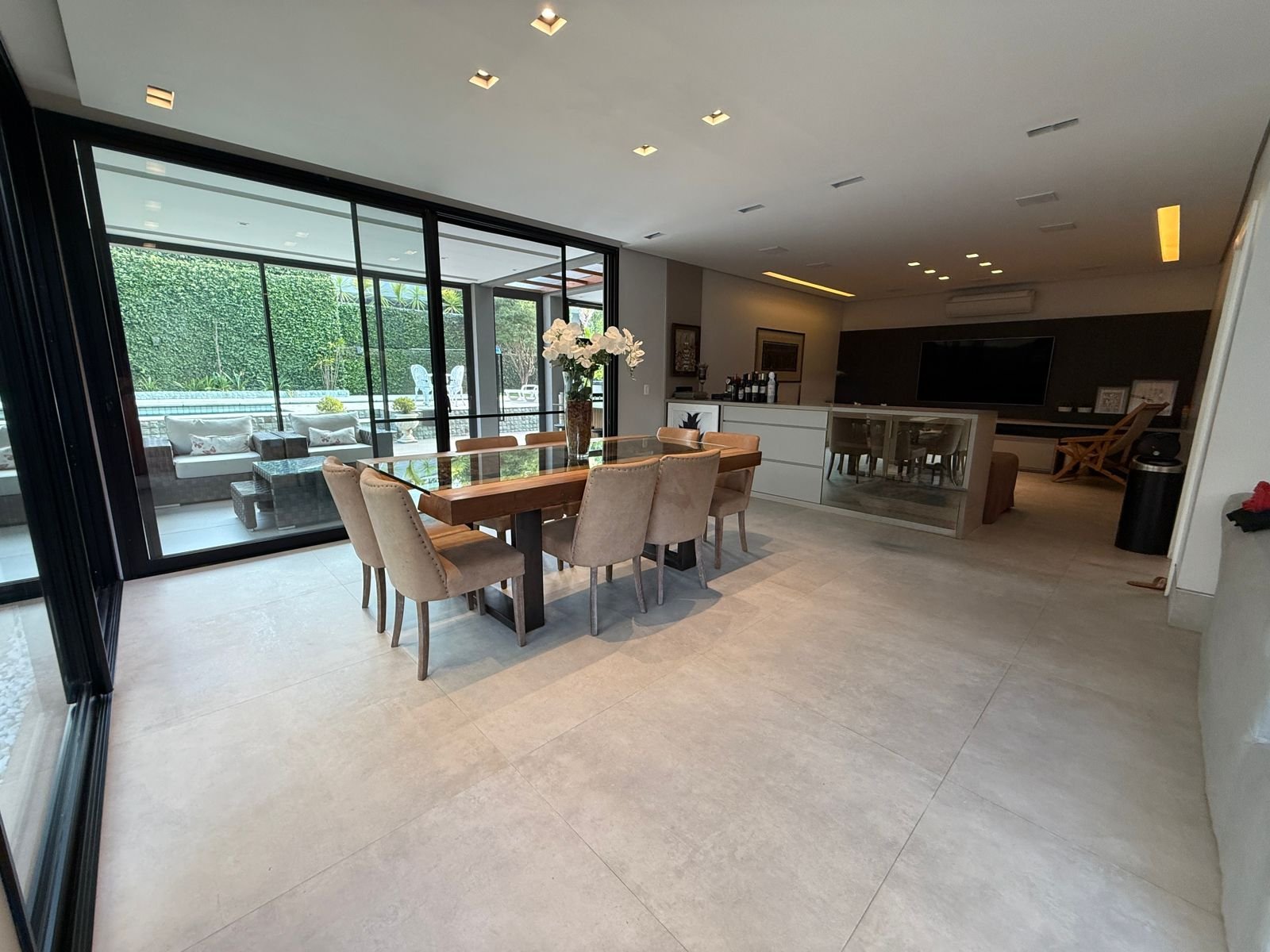 WhatsApp Image 2025-12-05 at 18.35.14