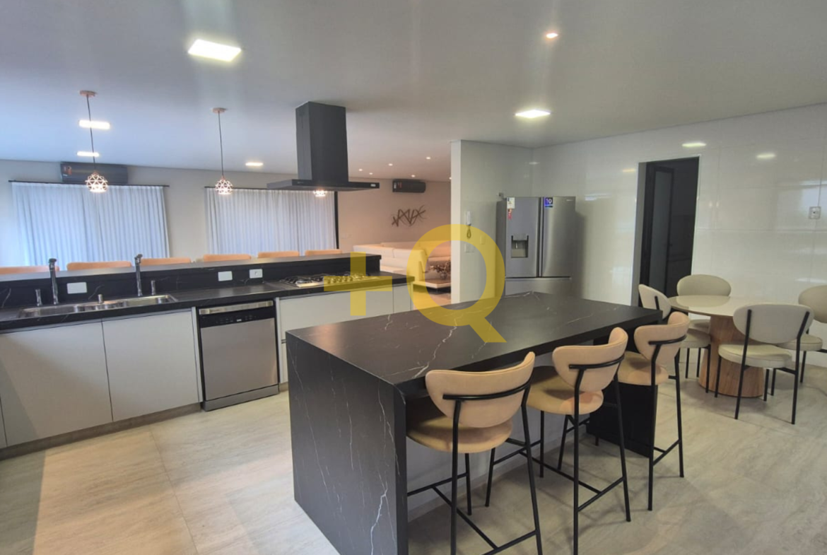 Casa mobiliada com 5 suítes à venda no Residencial Tamboré 11 – Alphaville