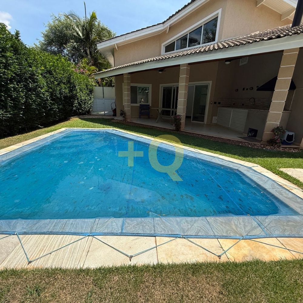 Casa de esquina à venda no Residencial 18 do Forte – Alphaville