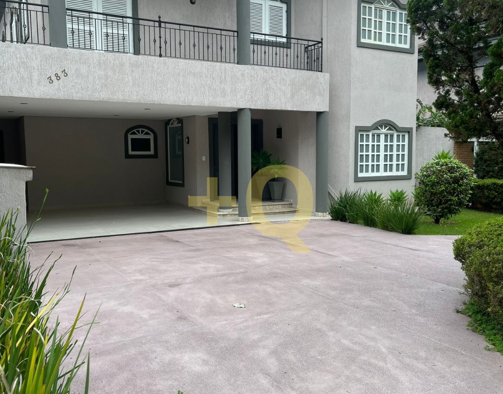Casa à venda no Residencial 18 do Forte – Alphaville 4 suítes | 475 m² de área construída
