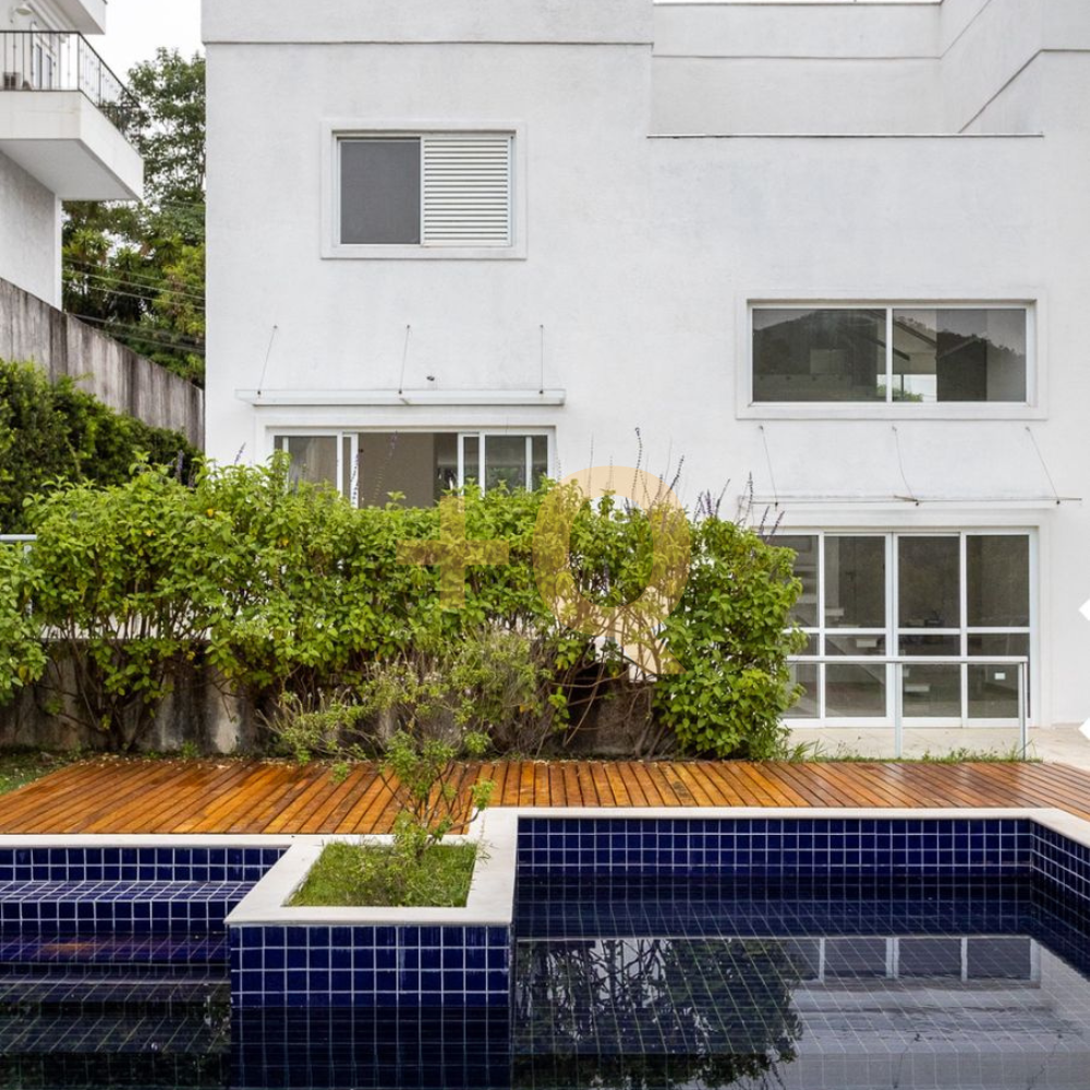 +Q Casa no Alpha 8 – Alphaville