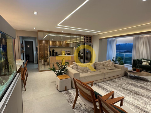 Apartamento 202m² | Andar Alto | 3 Suites | 3 Vagas