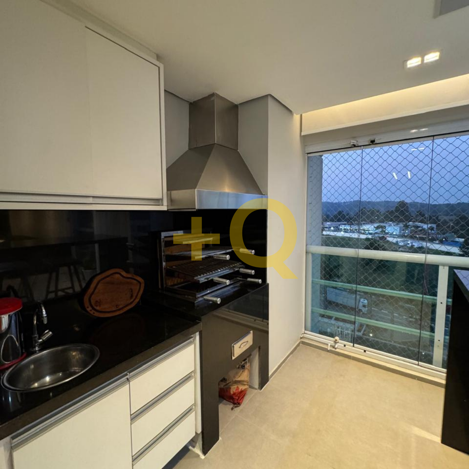 Apartamento 202m² | Andar Alto | 3 Suites | 3 Vagas